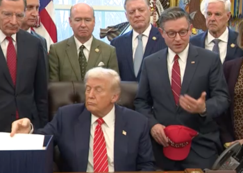 CNN WIRE — Bill ending government shutdown signed: VIDEO