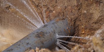 Cortlandt Manor couple claims water pipe leaks concealed