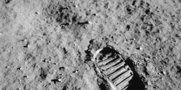 CNN Wire: Why haven’t humans been back to the moon in over 50 years?