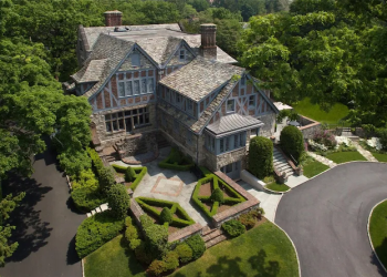 Former Oakledge Mansion listed for $14M