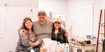 A ‘sweet’ boutique opens in downtown Bethel