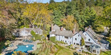 Drew Barrymore lists Harrison home that lets nature in