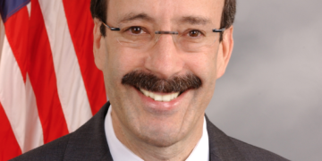 Former Rep. Elliot Engel dies at age 79