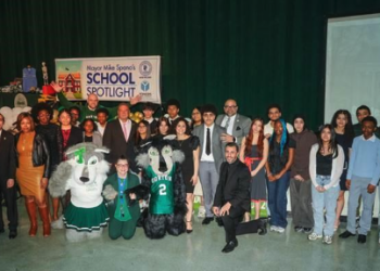 SCHOOL SPOTLIGHT AWARD