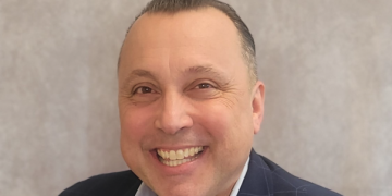 LEADERSHIP TRANSITION ON COMMERCE BOARD OF DIRECTORS