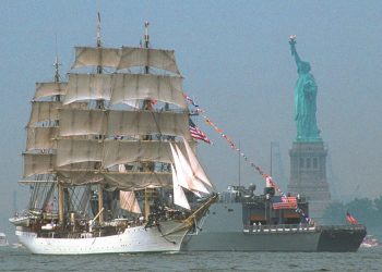 Sailing ‘Fourth’