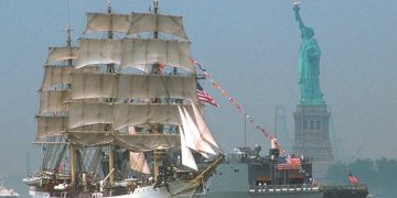 Sailing ‘Fourth’