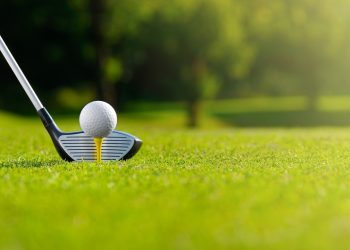 Golf coach sues Armonk golf school